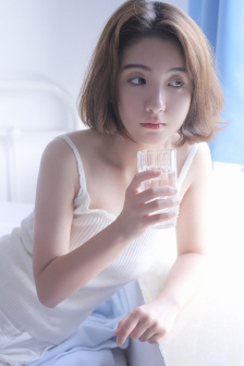 岳的胸好大好白